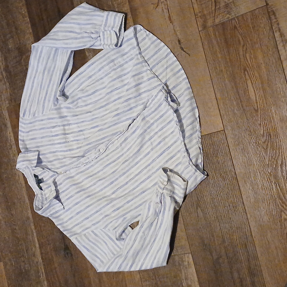 Ralph Lauren button-downโ